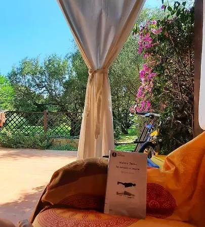 A Punta Asfodeli Apartmán *